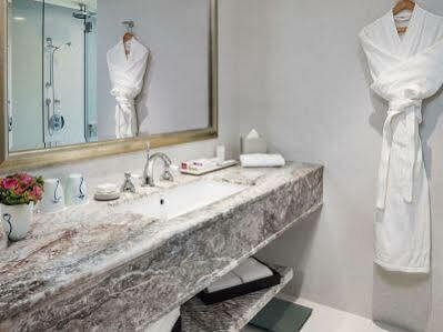 The Pottinger Отель 5*